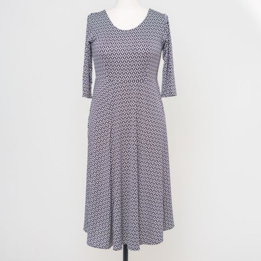 Karina Dresses Maria S/M Lucky Strike